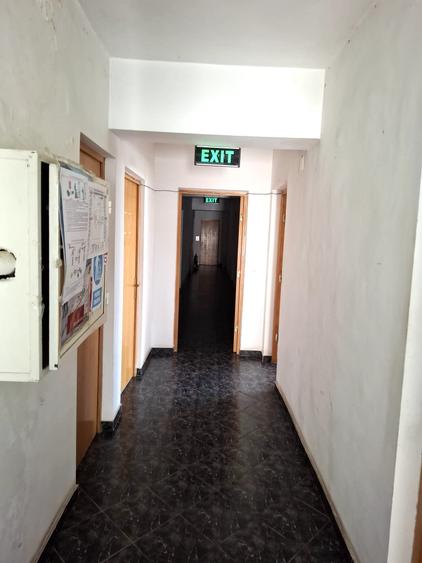 De închiriat: 2 birouri spațioase – 82 mp utili (zona str. Republicii) - 8