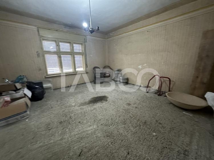 Casa de vanzare 4 camere 125 mpu teren liber 923 mp anexa Comuna Lisa - 6