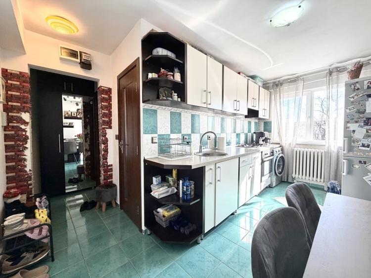 Apartament 2 camere, 40 mp utili - zona Sagului - 2