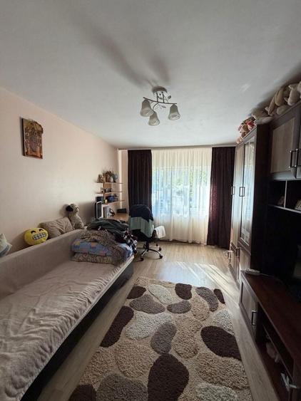 Apartament 2 camere decomandat, parter, balcon, zona excelenta langa liceu si transport public - 5