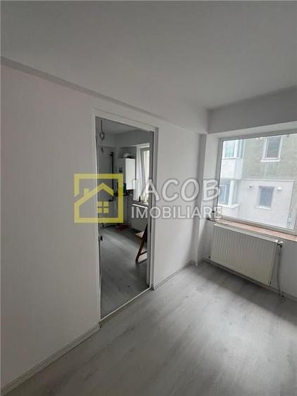 Spatiu birouri/comercial, str Miron Costin, Bacau - 12