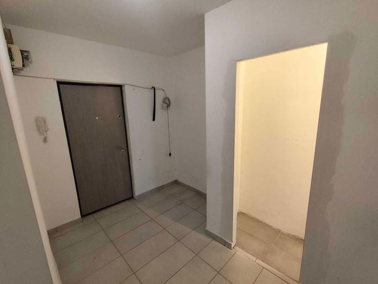 Vand apartament 2 camere decomandat Campia Libertatii - 4