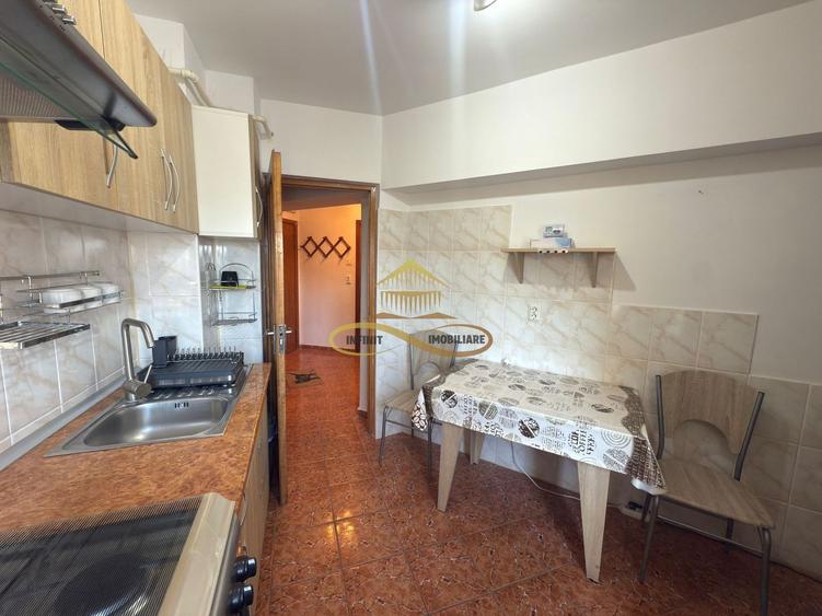 Garsoniera de vanzare langa parcul catedralei Bacau - 8