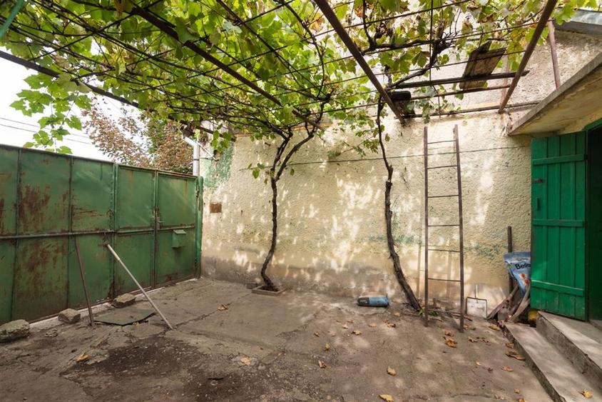 RECO  Casa in Episcopia Bihor cu teren de 704mp - 9