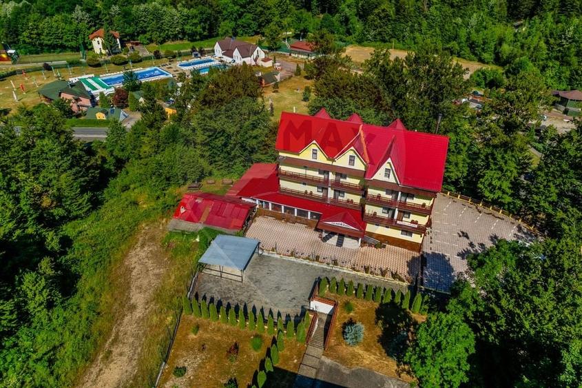 Hotel Panoramic- Investitie cu potential balnear in statiunea Moneasa - 1