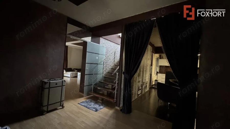 Apartament cu 4 camere, mobilat în Dâmbovița