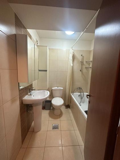 Garsonieră decomandată în Vitan