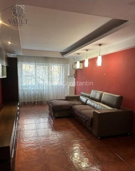 Apartament cu 4 camere semidecomandat, mobilat în Pantelimon Apartament cu 4 camere semidecomandat, mobilat în Pantelimon