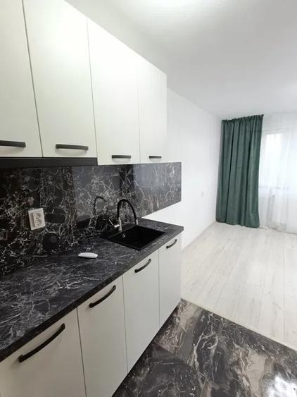 Garsoniera, zona Podu Ros - 1