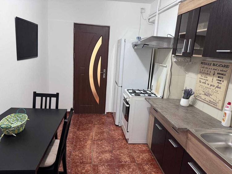 Proprietar ofer spre inchiriere apartament cu o camera - zona gara/pasaj ocrav bancila - 5