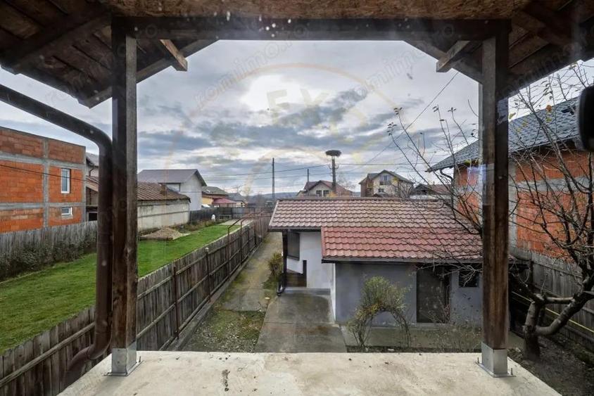 Doua case in aceeasi curte Pitesti, Strada Turcesti - 20