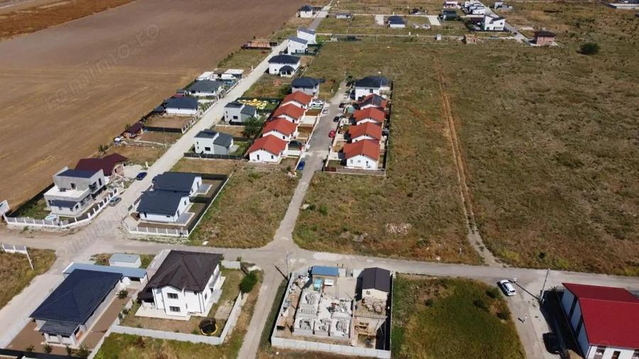 Teren Intravilan In Comuna Berceni | utilitati: curent | #UG5.1E - 6