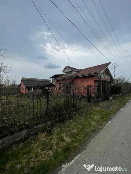 Casa P+M cu 2 corpuri, garaj ?i teren generos ~23 ari - 7