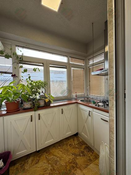 Apartament 3 camere decomandat, 2 băi, parcare, Str. Amurgului - 8