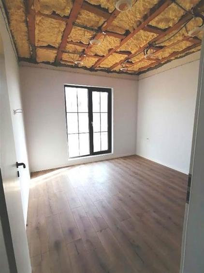 Casa- soseaua Bucuresti - Magurele-Rahova- Careffour -fosta Cora- 155000E - tva - 6