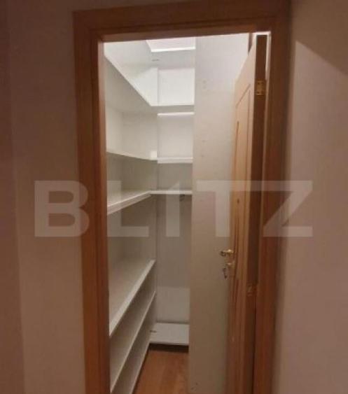 Apartament de 2 camere, 65 mp, AC, centrala termica, zona Pa - 12
