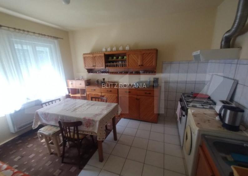 Casa 3 camere,120mp utili,1300 mp de teren intravilan,zona S