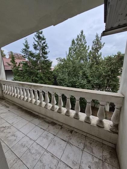 De vânzare Vilă individuala 11 camere curte proprie Parcul Carol - 27