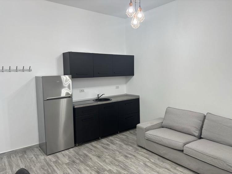 Inchiriez Birou 70 m2 in Roman / Cabinet /Sediu firma - 3