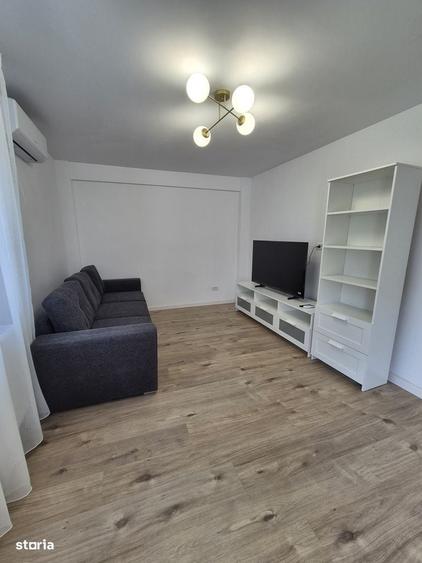 Apartament cu 2 camere decomandat în Tei