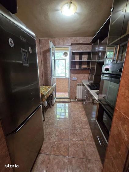 Apartament cu 3 camere semidecomandat în Țiglina 3
