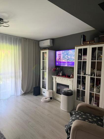 Casă individuală cu 4 camere cu Canalizare în Sud