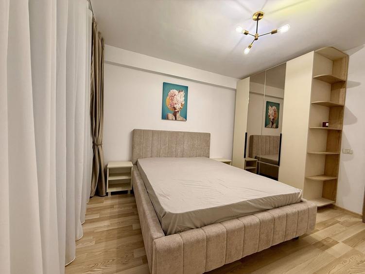 Apartament cu 2 camere decomandat în Km 5