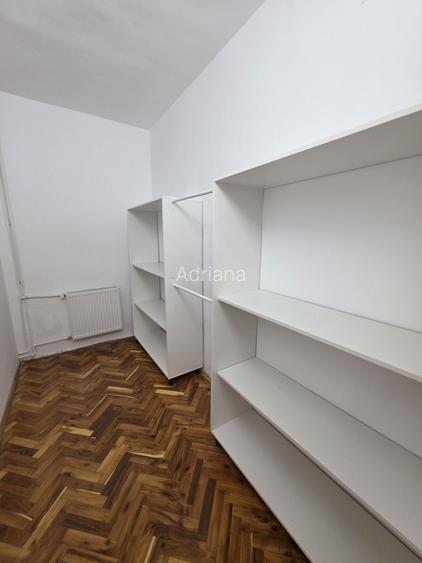 Inchiriez apartament la casa pe strada Gheorghe Doja, cu acces la curte si parcare