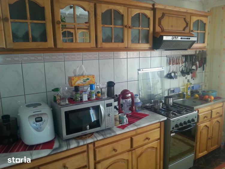 Casă cu 6 camere cu Teren 1000 Mp în Gura Humorului