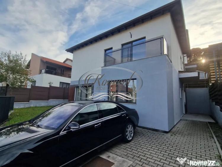 Casă cu 5 camere cu Teren 225 Mp în Câmpului
