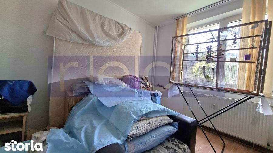 Apartament cu 2 camere, mobilat în Tei