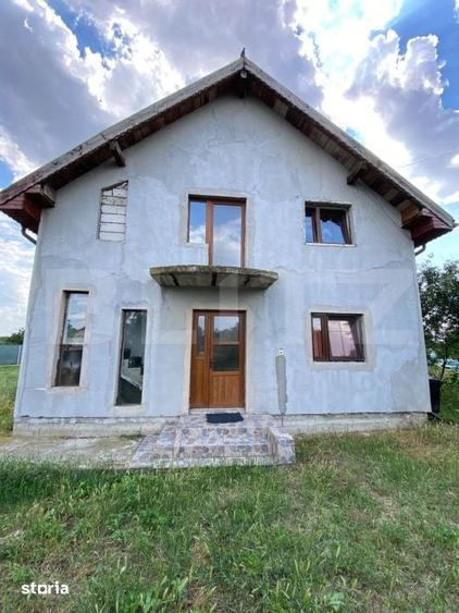 Casă cu 4 camere cu Teren 1275 Mp în Orțișoara