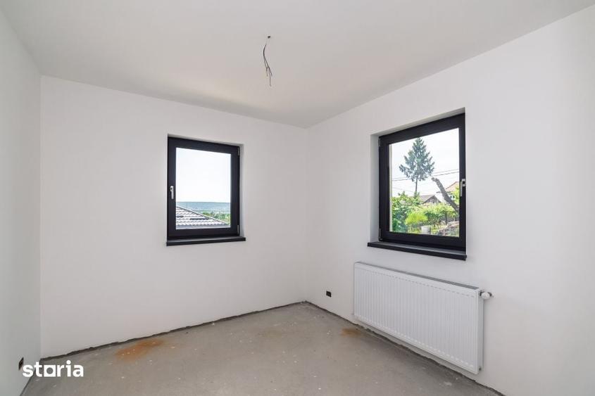 Casă cu 5 camere cu Teren 663 Mp în Mărăcineni