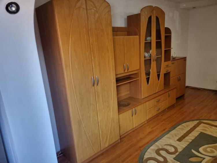 Apartament de 2 camere zona Astra ,str soarelui - 3