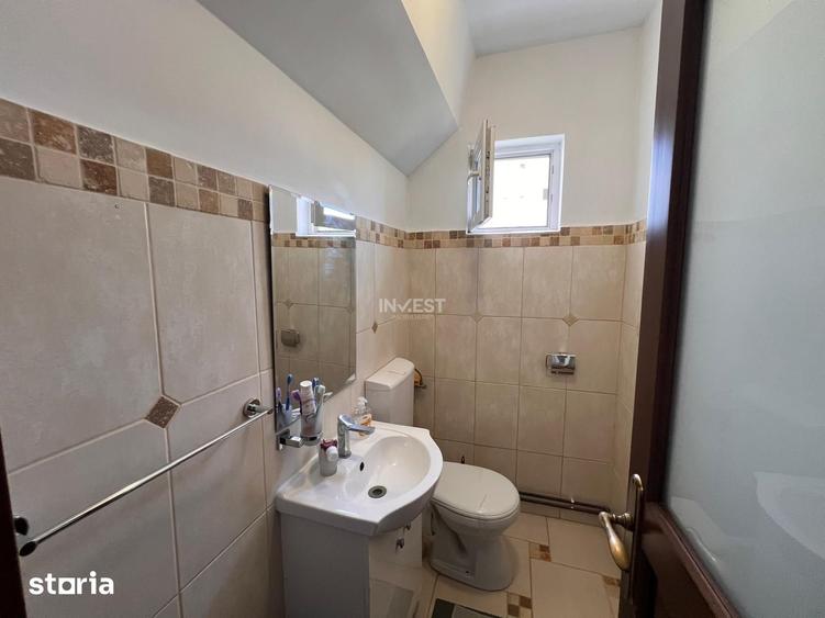 Apartament cu 4 camere semidecomandat, mobilat în Tătărași