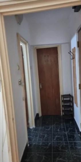 Garsonieră semidecomandată în Casa de Cultură