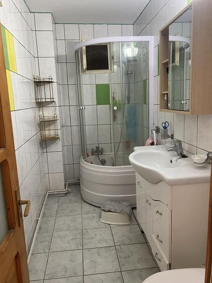 Apartament cu 3 camere decomandat în Unirii Nord