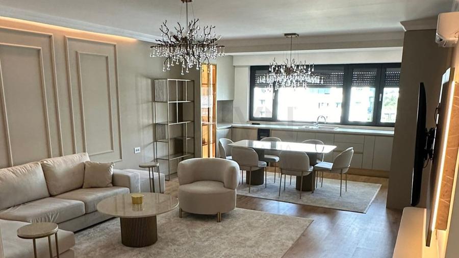 Apartament cu 2 camere semidecomandat, mobilat în Pipera