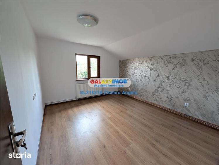 Casă cu 5 camere cu Teren 2000 Mp în Gruiu