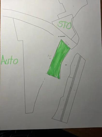 Teren de 2500 mp, în Independenței