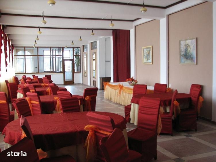 Casă cu 4 camere în Uiești