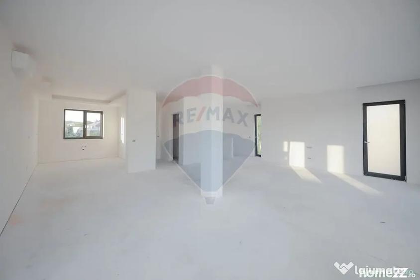 Casă cu 4 camere cu Teren 575 Mp în Central