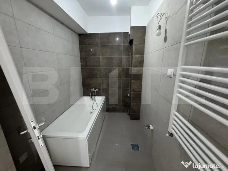 Apartament cu 2 camere semidecomandat în Ultracentral