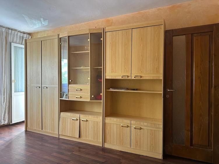 Apartament etaj 2 . - 5