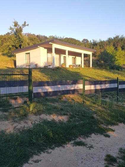 Casa de vanzare in Mineu - 1