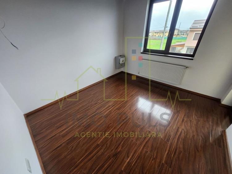 Timisoara. 914 Teren. 7 Bai. 2 Garaje. Zona Ciarda Rosie. Posibilitate rate - 13