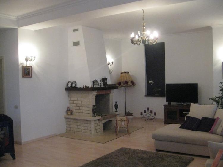 Mogosoaia - de vanzare - vila in stil Brancovenesc - 11