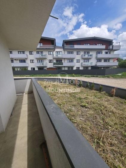 Apartament 2 camere, 2 locuri de parcare, 100 mp curte proprie Apartament 2 camere, 2 locuri de parcare, 100 mp curte proprie