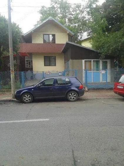 Inchiriez garaj din caramida - 1