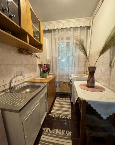 Apartament cu 2 camere, 35 mp, zona Banc Post - 3